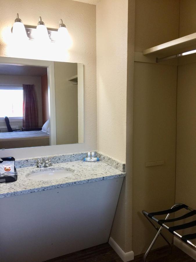 Downtown Motel Woodward מראה חיצוני תמונה