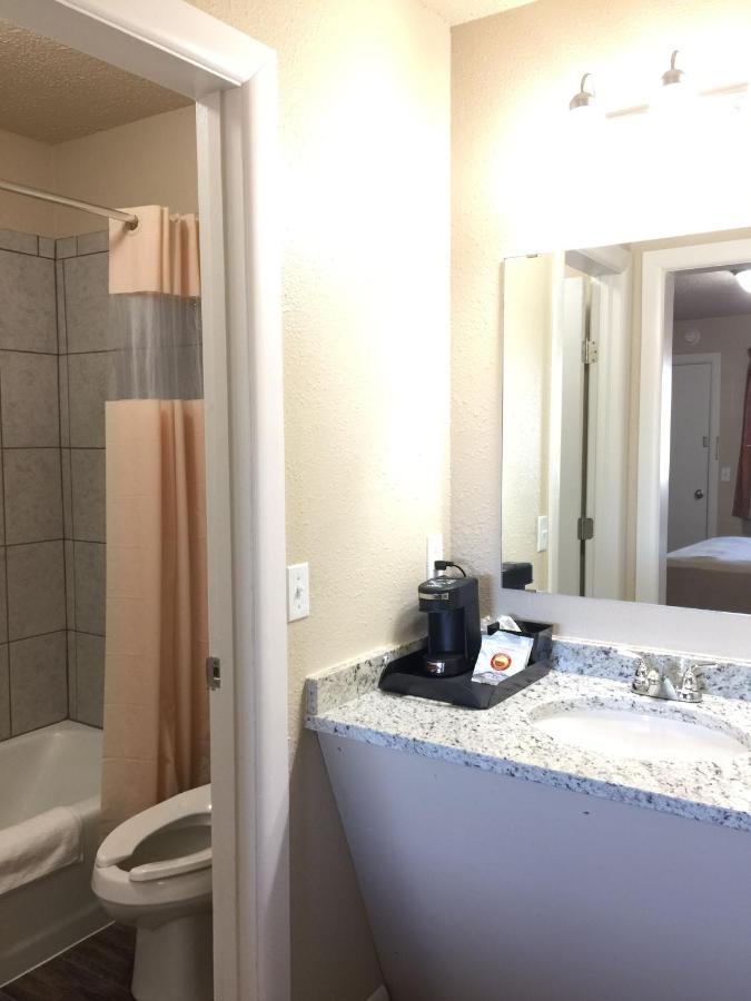 Downtown Motel Woodward מראה חיצוני תמונה